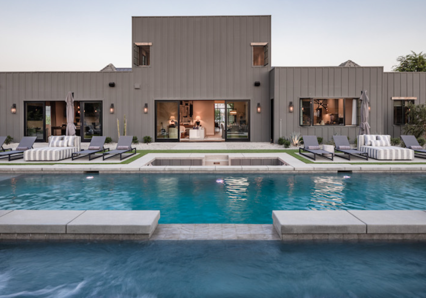 AvantStay Discount Save 250 off 1500 stays SELECT